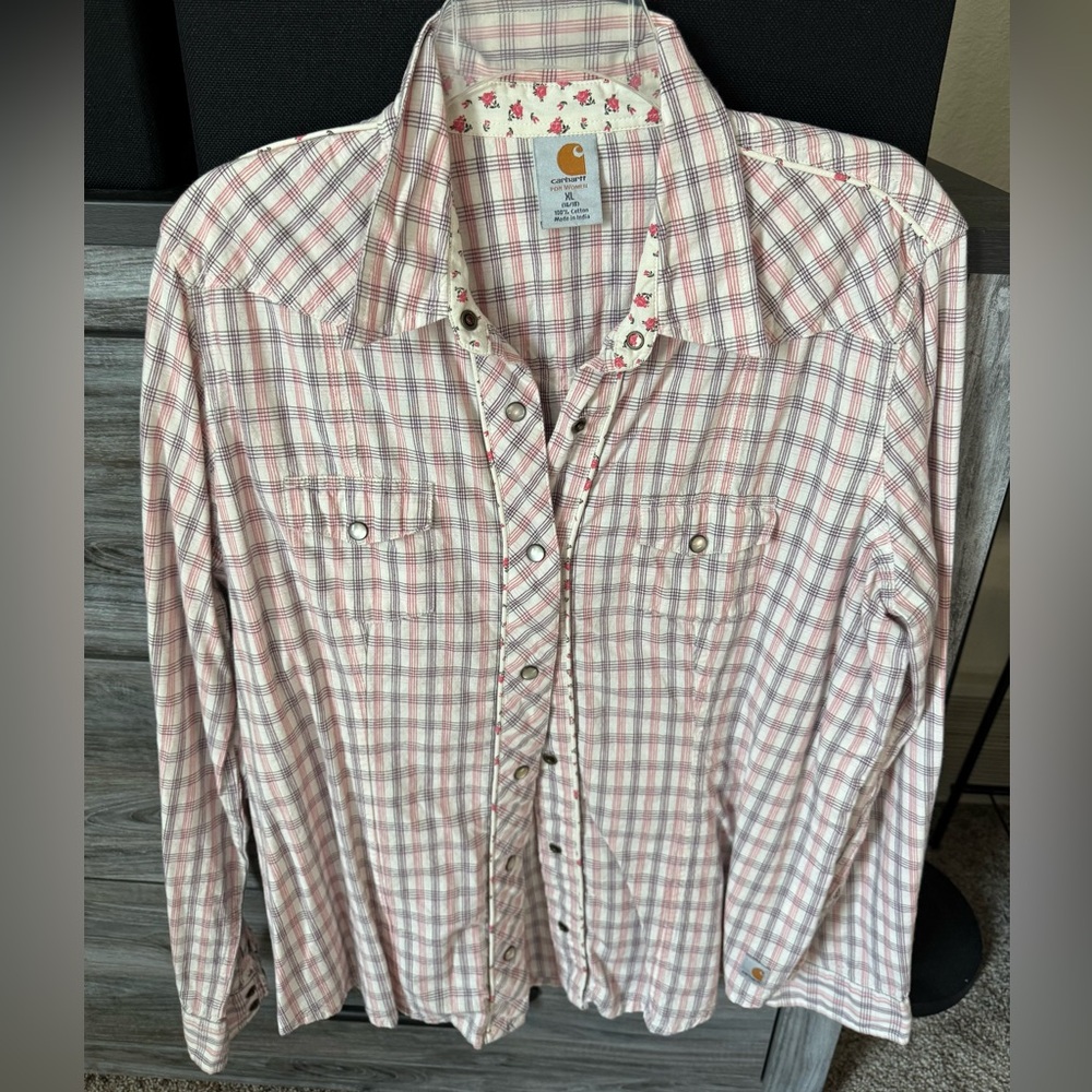 Women’s Carhartt Flannel shirt